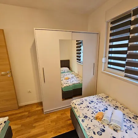 Split/podstrana Adria Podstrana