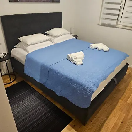 Split/podstrana Adria Appartement