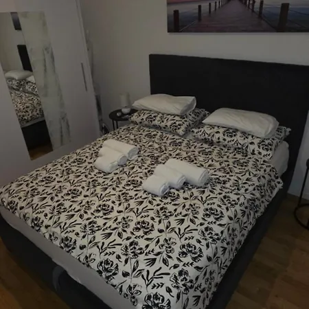 Split/podstrana Adria