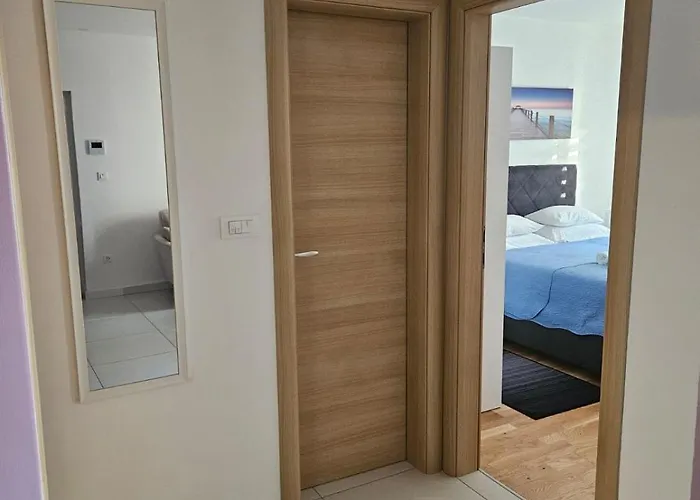 Apartment Split/podstrana Adria