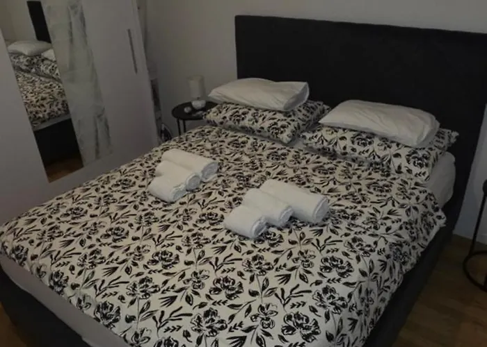 Split/podstrana Adria